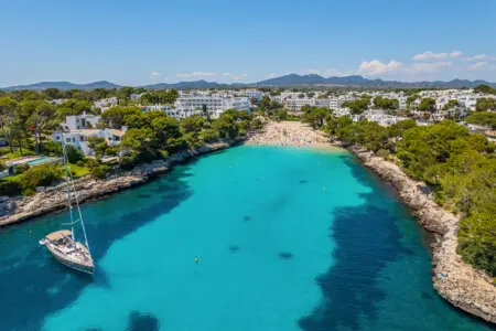 d4cdc1b5 47de 47cc bc53 637b561afb0a.jpg